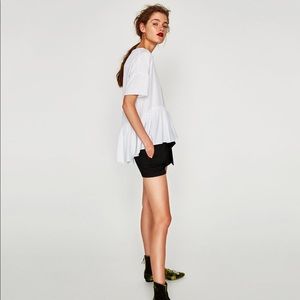 T shirt with asymmetric ruffle